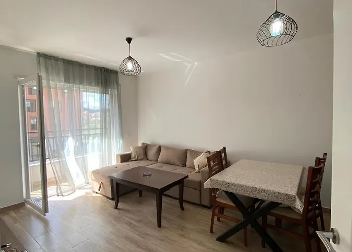 Villa L-2