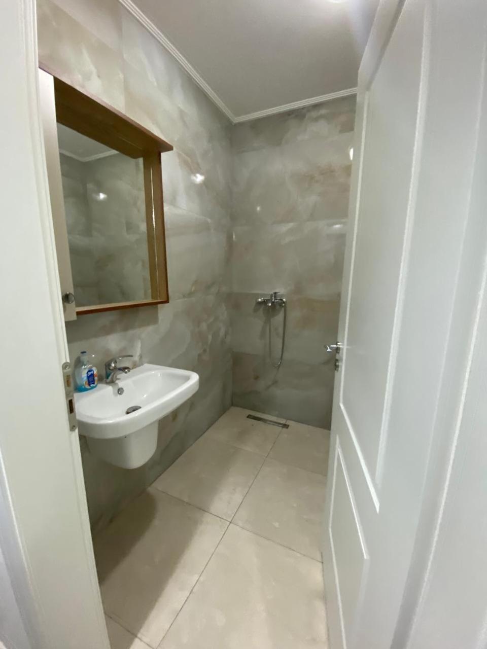L-2 Apartment